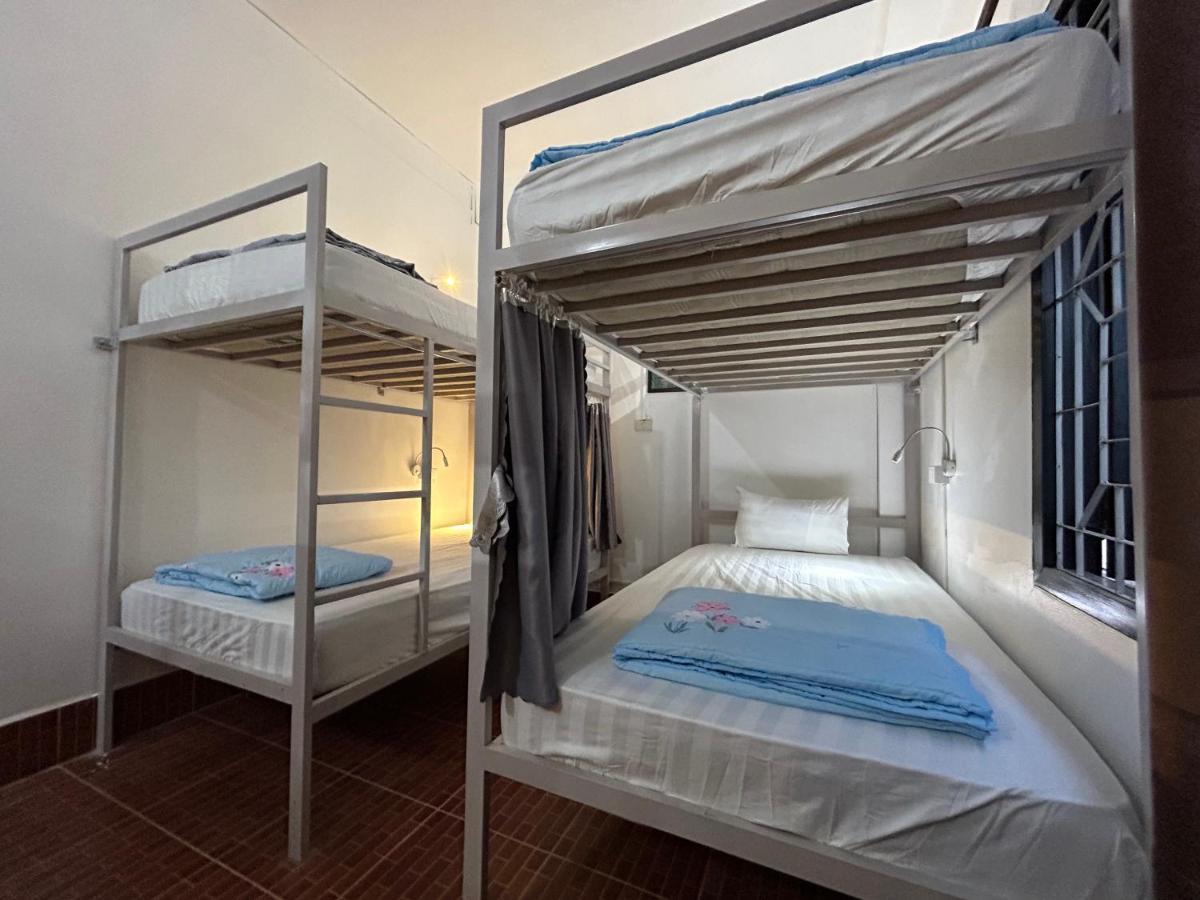 Vang Vieng Backpackers Hostel Εξωτερικό φωτογραφία