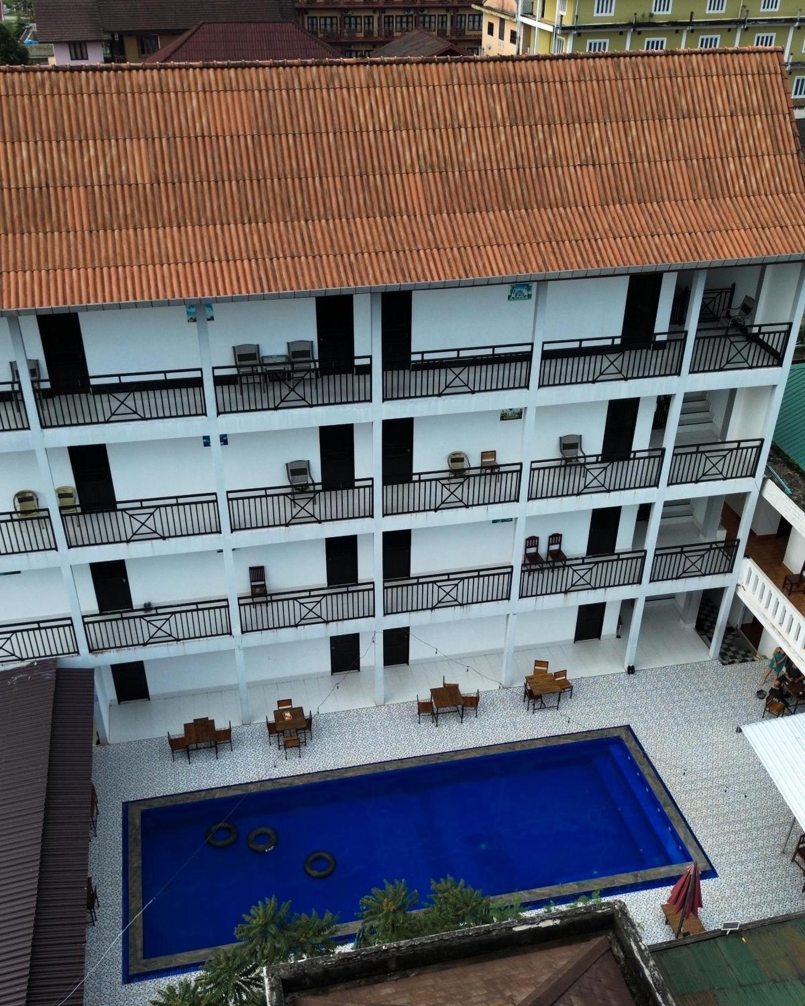 Vang Vieng Backpackers Hostel Εξωτερικό φωτογραφία