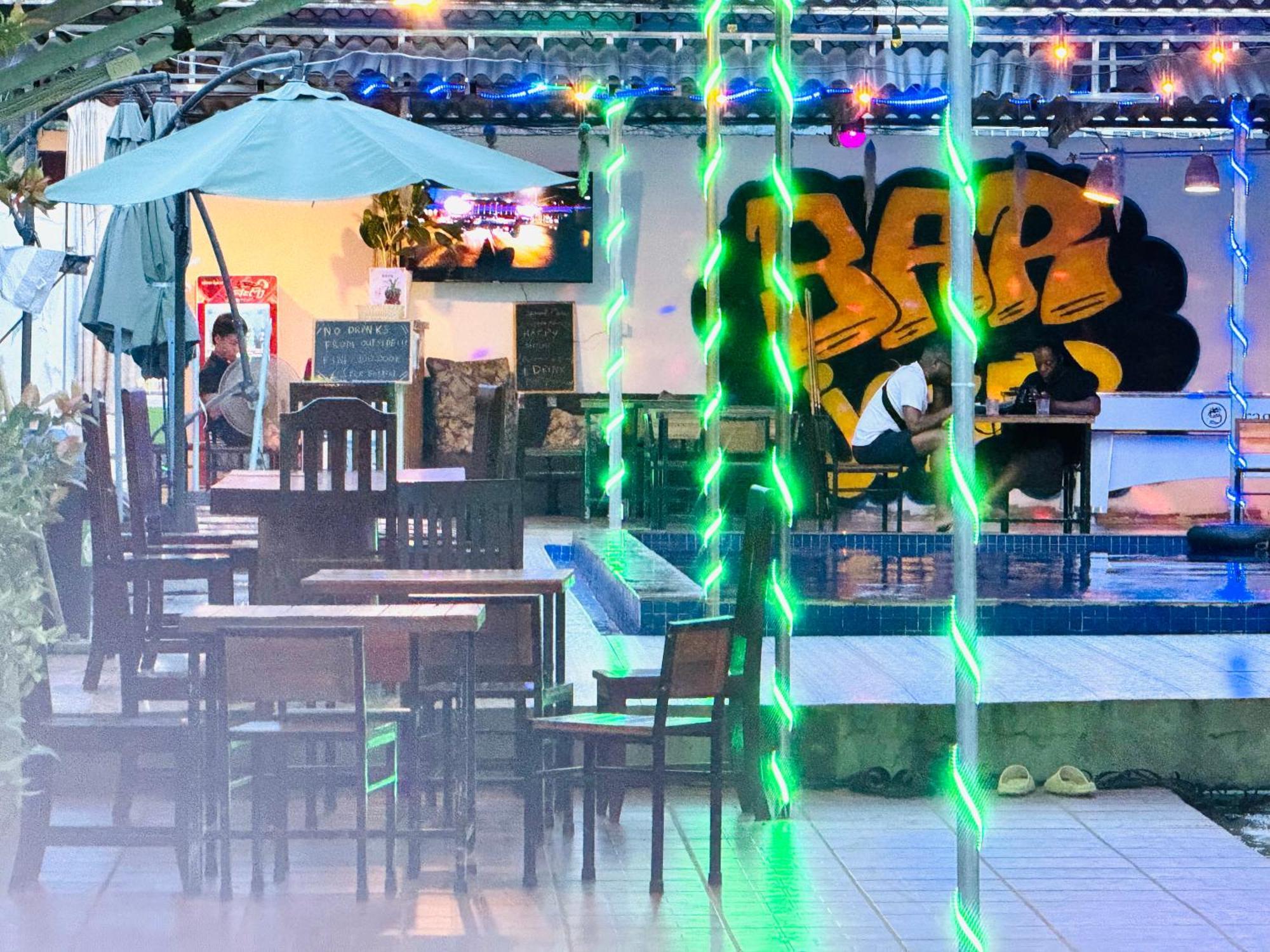 Vang Vieng Backpackers Hostel Εξωτερικό φωτογραφία