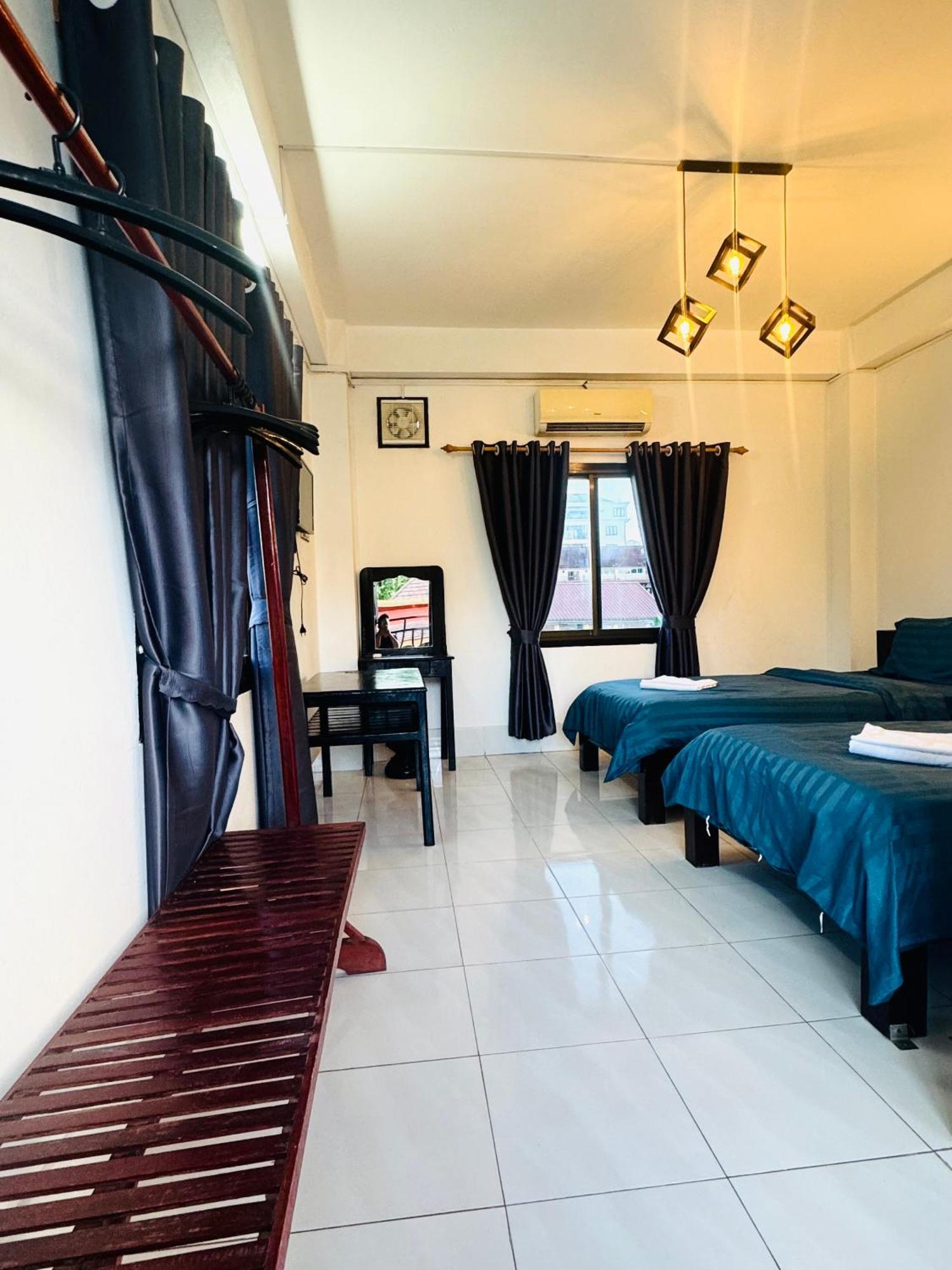 Vang Vieng Backpackers Hostel Εξωτερικό φωτογραφία