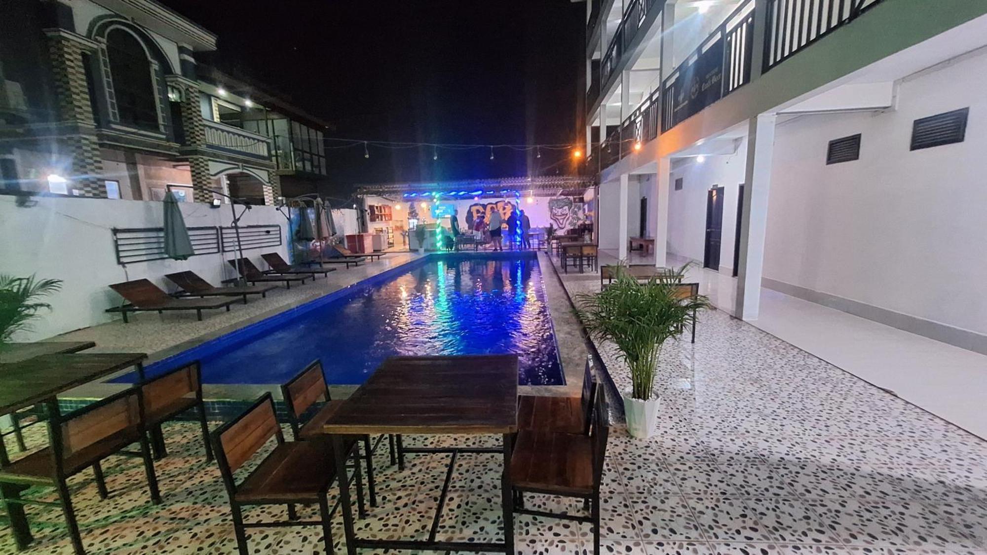 Vang Vieng Backpackers Hostel Εξωτερικό φωτογραφία