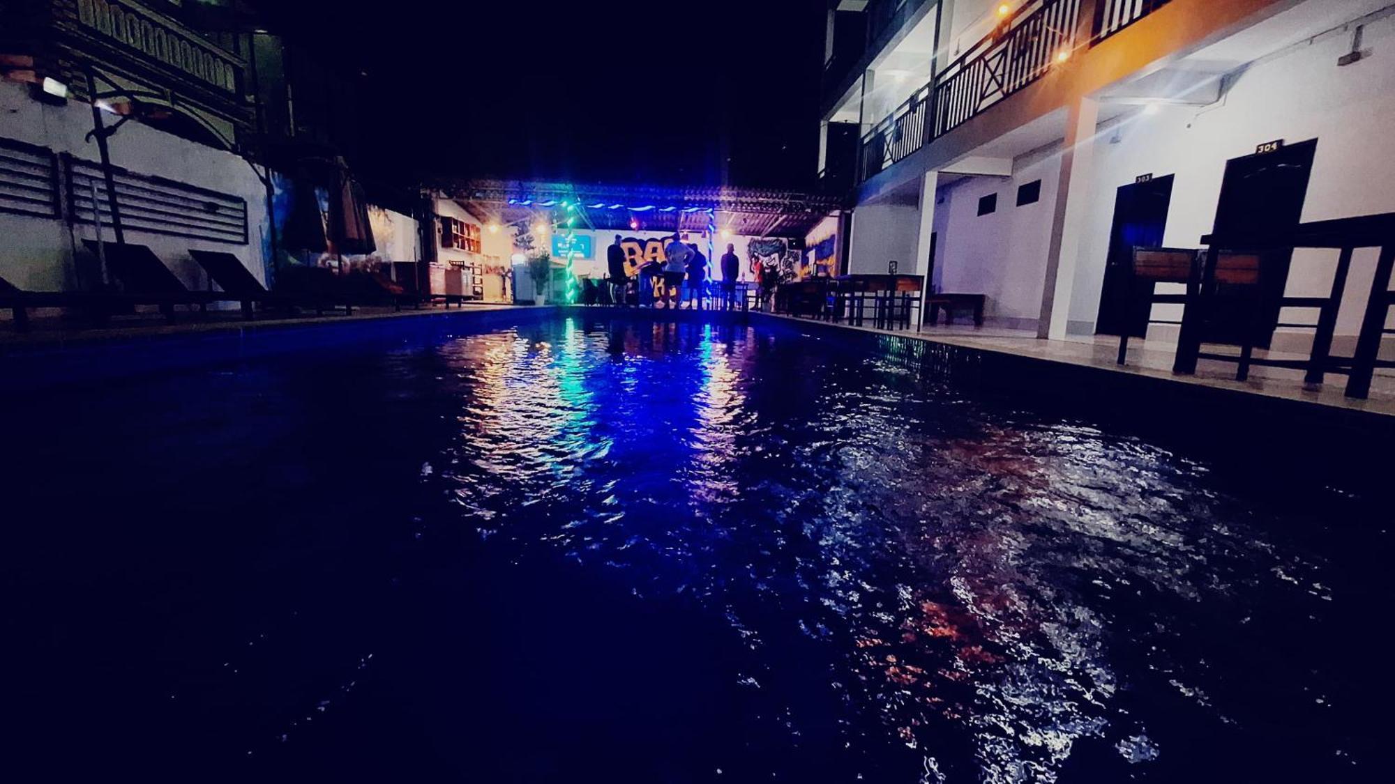 Vang Vieng Backpackers Hostel Εξωτερικό φωτογραφία