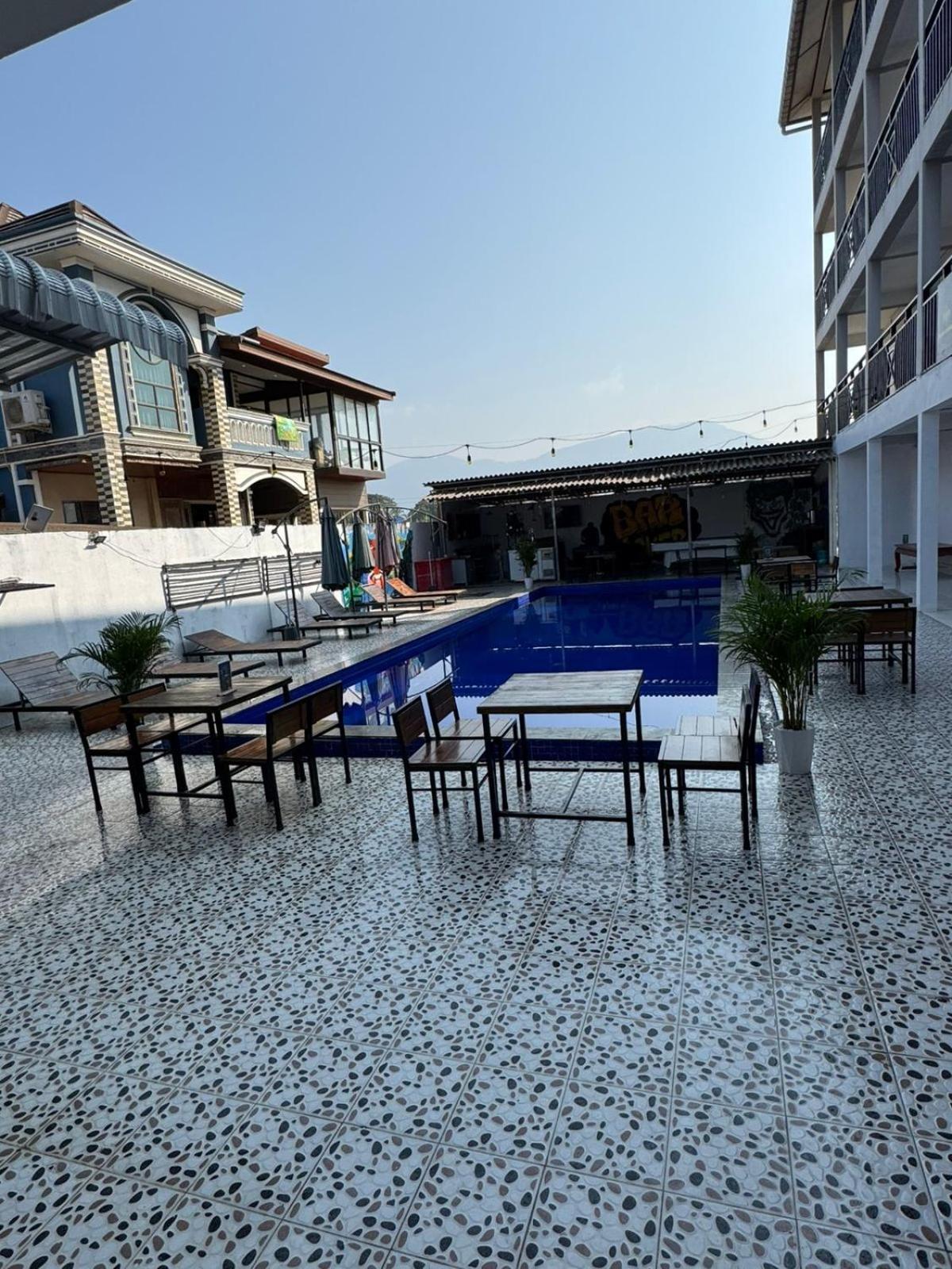 Vang Vieng Backpackers Hostel Εξωτερικό φωτογραφία