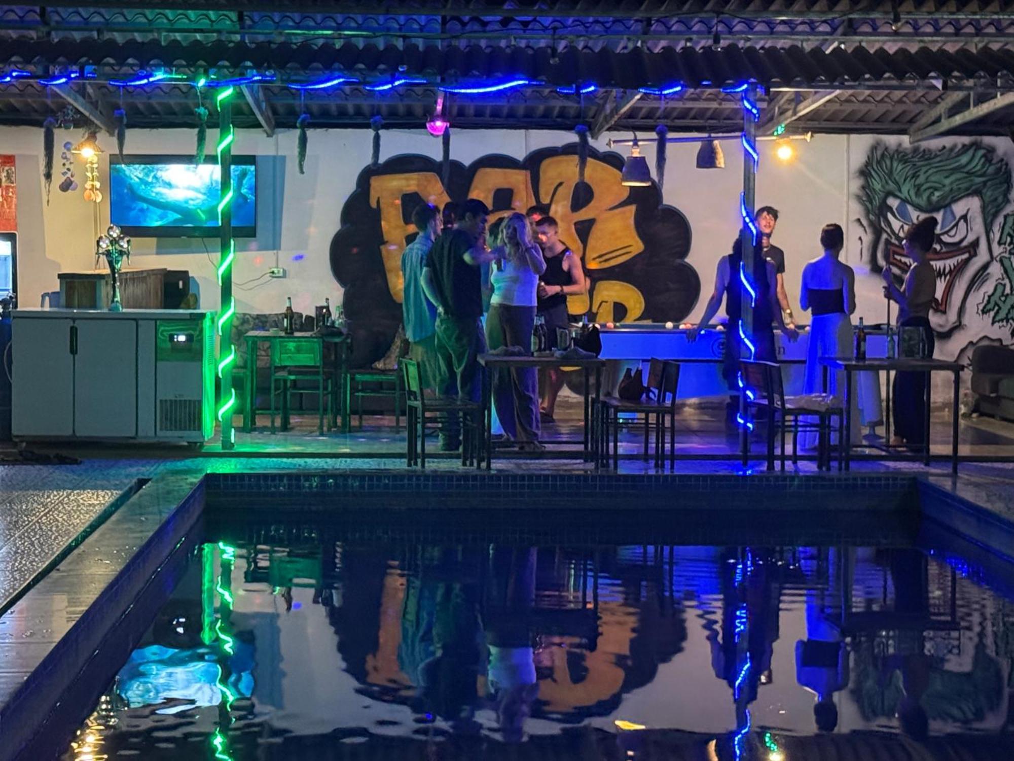 Vang Vieng Backpackers Hostel Εξωτερικό φωτογραφία
