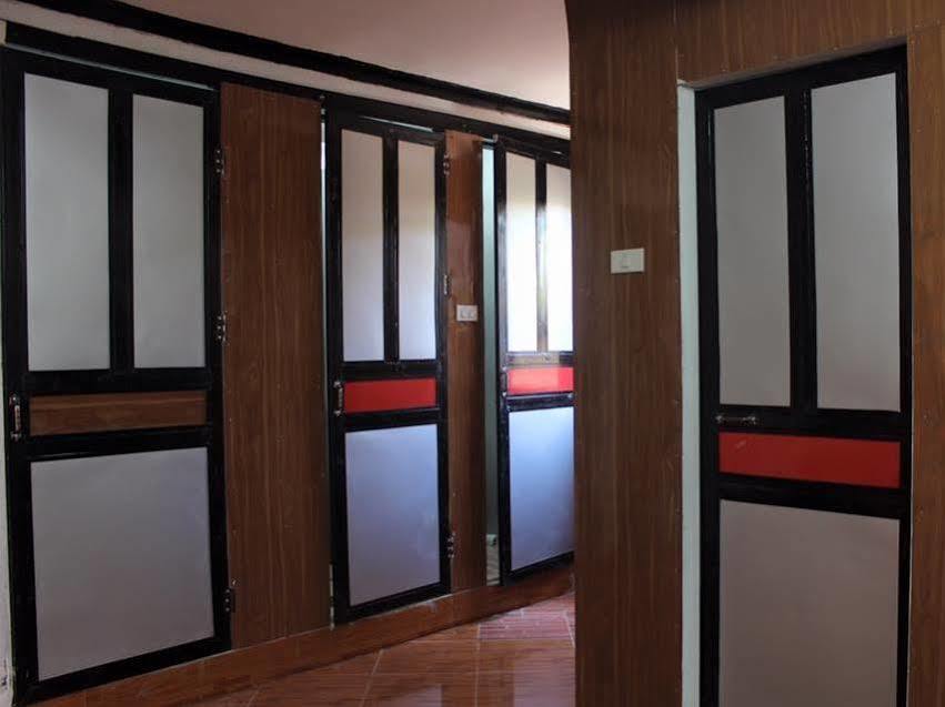Vang Vieng Backpackers Hostel Εξωτερικό φωτογραφία