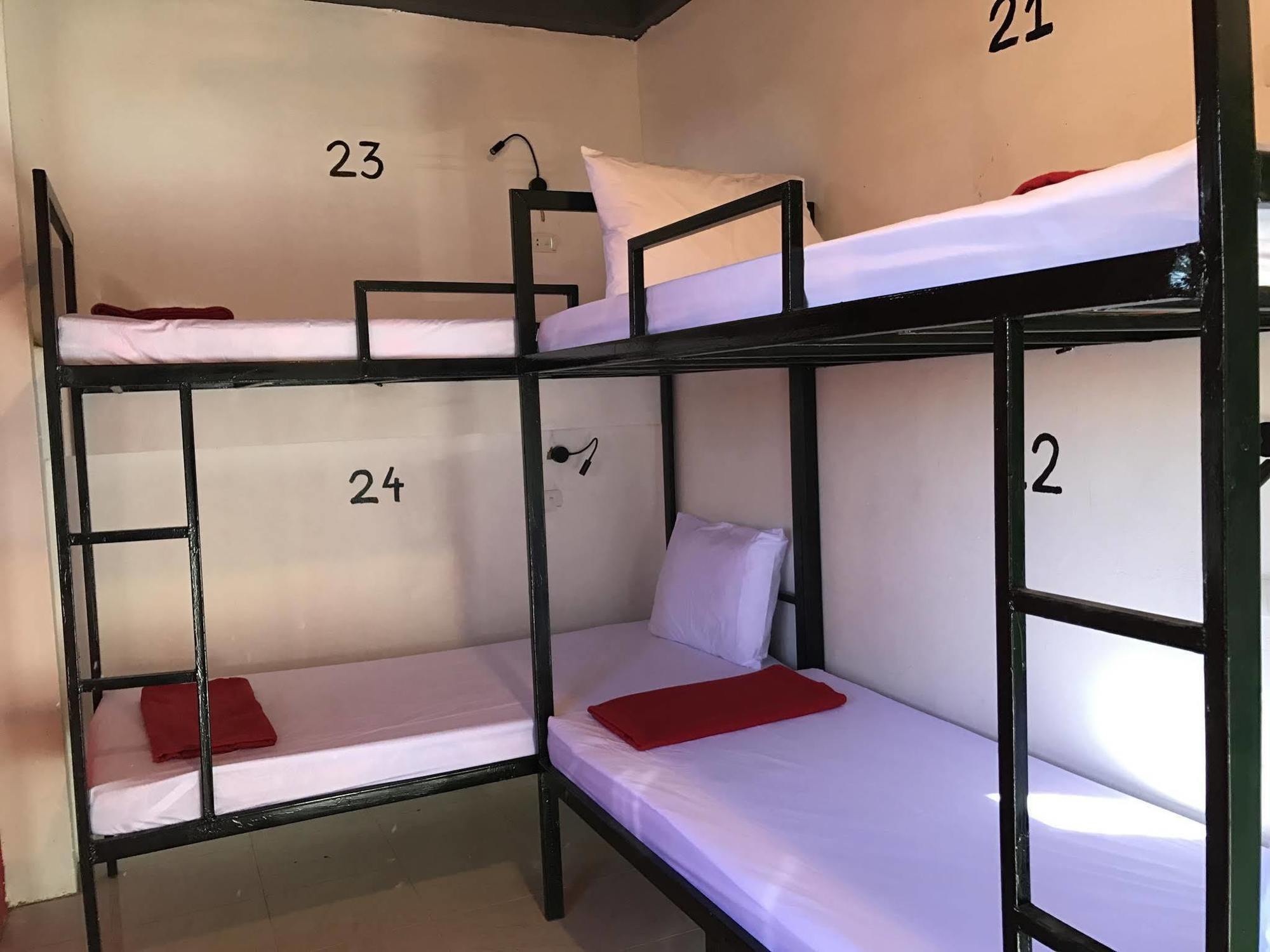 Vang Vieng Backpackers Hostel Εξωτερικό φωτογραφία