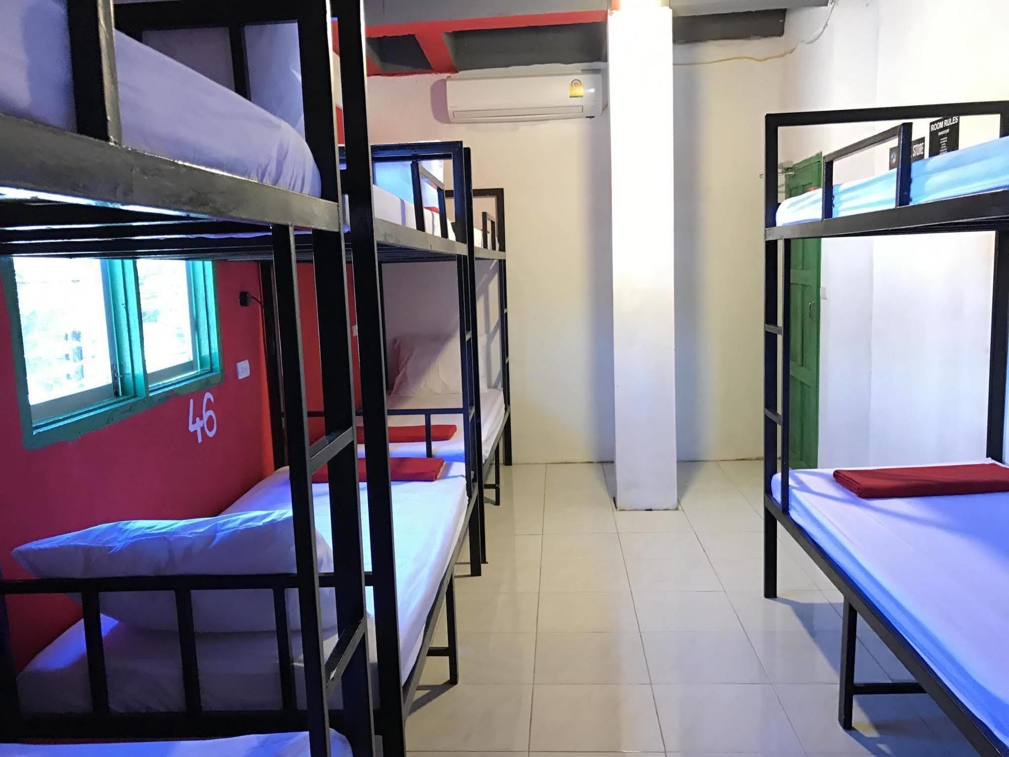 Vang Vieng Backpackers Hostel Εξωτερικό φωτογραφία