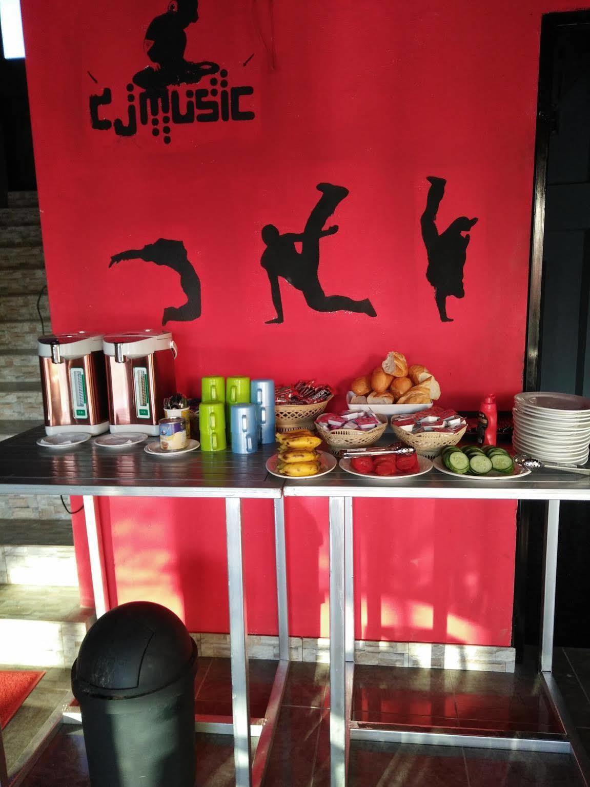 Vang Vieng Backpackers Hostel Εξωτερικό φωτογραφία